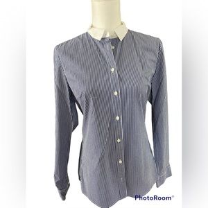 2/20$ Gap Women’s shirt